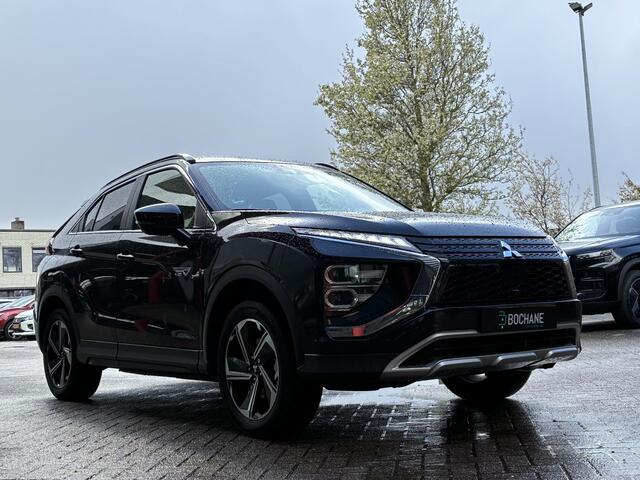 Mitsubishi ECLIPSE Cross 2.4 PHEV Intense+ | Navigatie | Achteruitrijcamera | FABRIEKSGARANTIE TOT 12-2032!