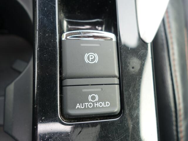 Mitsubishi ECLIPSE Cross 1.5 CVT Instyle | trekhaak | all-seasonbanden