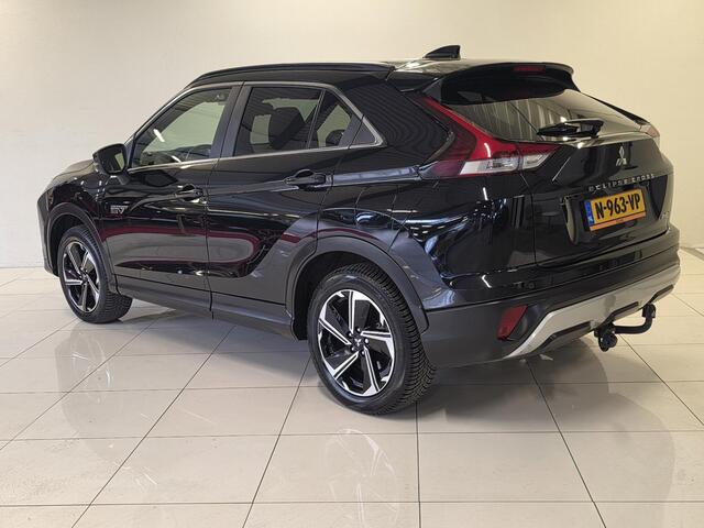Mitsubishi ECLIPSE Cross 2.4 PHEV Intense+ | Trekhaak | Navigatie | Achteruitrijcamera |