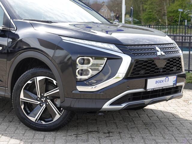 Mitsubishi ECLIPSE Cross 2.4 PHEV Intense H-LEER | CAMERA | LMV | NAVI | CRUISE