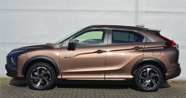 Mitsubishi ECLIPSE Cross PHEV 2.4 EXECUTIVE 4WD | PLUG IN HYBRID | SoH 85% | V2H | ADAPTIEF CRUISE | ALL SEASON BANDEN | TREKHAAK 1500KG | DODEHOEK ASSISTENT | 360 CAMERA | FABRIEKSGARANTIE TOT 20-12-2032* | NP ¤ 47.384,- | ALL IN RIJKLAAR