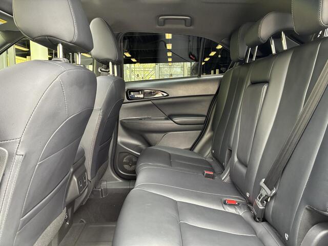 Mitsubishi ECLIPSE Cross 2.4 PHEV Prestige | Panoramadak | Navigatie | Stoelverwarming voor/achter |