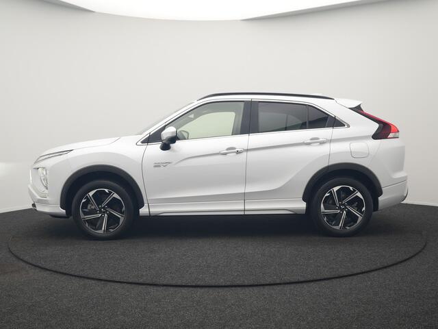 Mitsubishi ECLIPSE Cross 2.4 Intense+ PHEV 188pk Dealer O.H. | Trekhaak Afn. | Adaptive Cruise | 360 Camera | Alcantara Sportstoelen & Stuur Verwarmd | Keyless | Blis | Navigatie | DAB | Plug In Hybrid