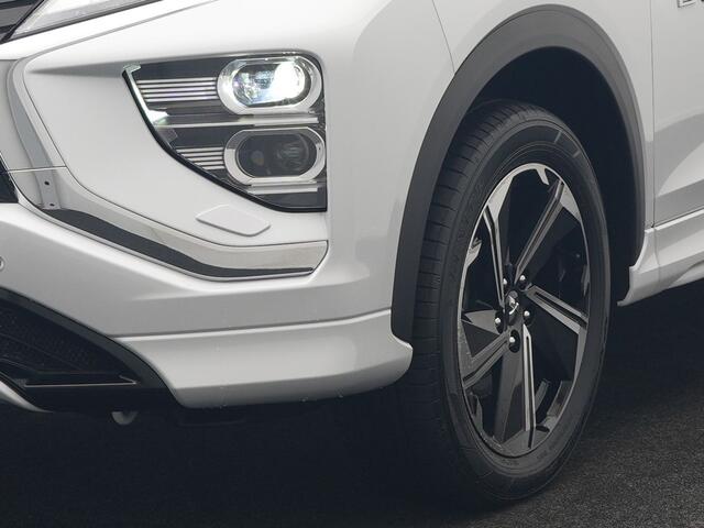 Mitsubishi ECLIPSE Cross 2.4 Intense+ PHEV 188pk Dealer O.H. | Trekhaak Afn. | Adaptive Cruise | 360 Camera | Alcantara Sportstoelen & Stuur Verwarmd | Keyless | Blis | Navigatie | DAB | Plug In Hybrid
