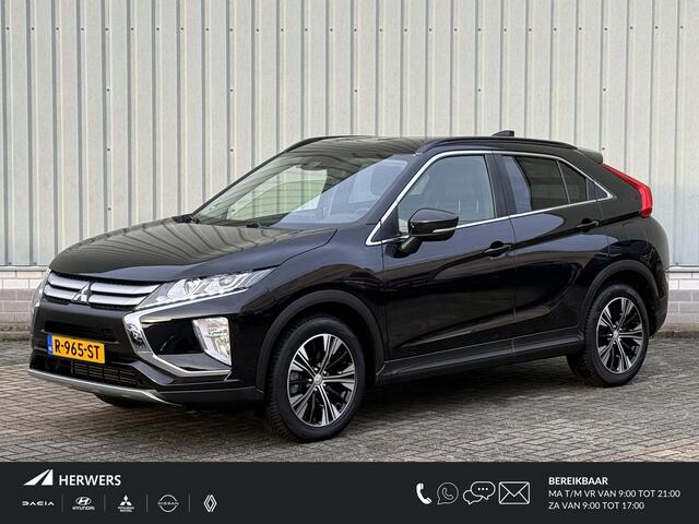 Mitsubishi ECLIPSE Cross 1.5 DI-T Intense AUTOMAAT / Trekhaak / Apple CarPlay & Android Auto / All Season banden / Trekhaak 1600KG trekgewicht / Achteruitrijcamera / Climate Control / Stoelverwarming /