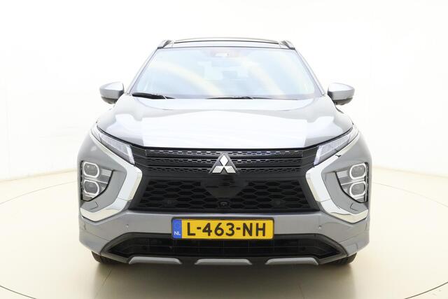 Mitsubishi ECLIPSE Cross 2.4 PHEV Instyle 188pk | Plug In Hybrid | Navigatie | Lederen Bekleding | Panoramadak | Stoelverwarming | HUD | Camera | Climate Control
