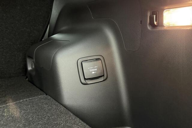 Mitsubishi ECLIPSE Cross 2.4 PHEV Instyle 188pk | Plug In Hybrid | Navigatie | Lederen Bekleding | Panoramadak | Stoelverwarming | HUD | Camera | Climate Control
