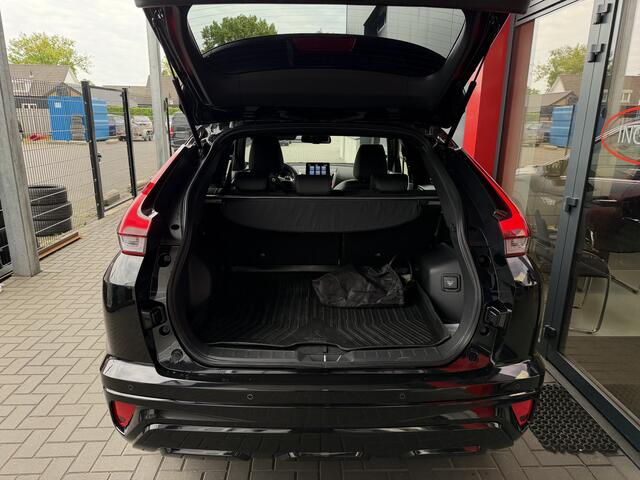 Mitsubishi ECLIPSE Cross 2.4 PHEV Black Edition|Vol Optie's|360° Camera| Dealer onderhouden