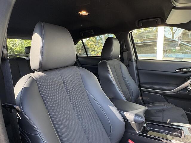 Mitsubishi ECLIPSE Cross 2.4 PHEV Instyle | 360gr camera | Trekhaak | Navigatie | Adaptieve Cruise Control | Dodehoek detectie