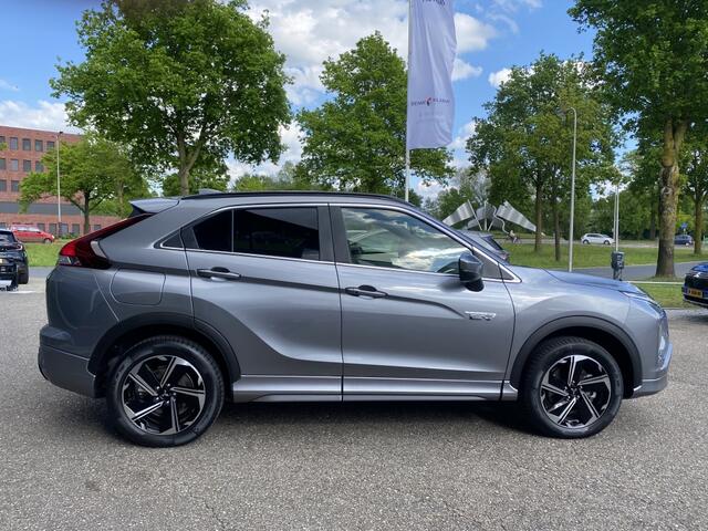 Mitsubishi ECLIPSE Cross 2.4 PHEV Executive | AdaptiveCruise | Standkachel | Navigatie