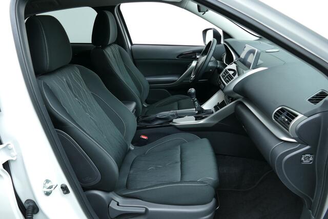 Mitsubishi ECLIPSE Cross 1.5 164pk DI-T First Edition 1-Eig. Camera, StoelVerw, Clima, Cruise, HUD, 18"LMV, Haak 1600kg