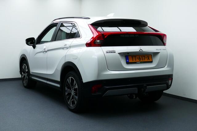 Mitsubishi ECLIPSE Cross 1.5 164pk DI-T First Edition 1-Eig. Camera, StoelVerw, Clima, Cruise, HUD, 18"LMV, Haak 1600kg