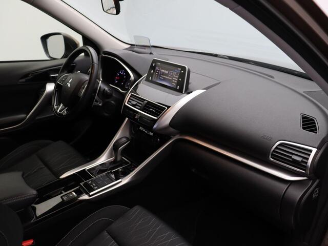 Mitsubishi ECLIPSE Cross 1.5 DI-T First Edition | Stoelverwarming | Rondom Camera's | Trekhaak | 1600KG Trekgewicht | Head-Up Display |