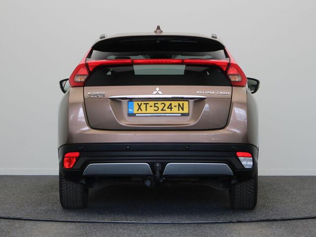 Mitsubishi ECLIPSE Cross 1.5 DI-T First Edition | Stoelverwarming | Rondom Camera's | Trekhaak | 1600KG Trekgewicht | Head-Up Display |