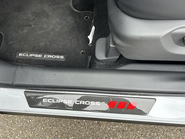 Mitsubishi ECLIPSE Cross 2.4 PHEV Black Edition