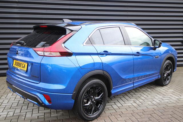 Mitsubishi ECLIPSE Cross 2.4 PHEV Executive LTD Black Edition, Veel accessoires!