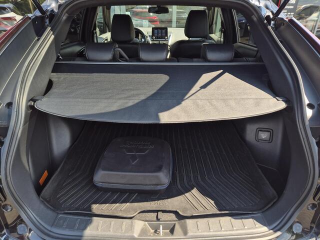 Mitsubishi ECLIPSE Cross 2.4 PHEV First Edition | Trekhaak | Dealer onderhouden | Navigatie |