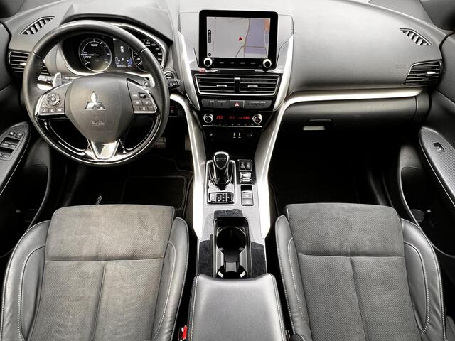 Mitsubishi ECLIPSE Cross 2.4 PHEV Executive / Trekgewicht 1.500 kg / Camera 360° / Elektrische bestuurdersstoel / Navigatie / Premium audio / Apple Carplay Android / 18" LM wielen /