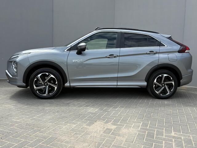 Mitsubishi ECLIPSE Cross 2.4 PHEV Instyle / Fabrieksgarantie t/m 06-2029 / Dealer Onderhouden / Trekhaak (1.500KG) / Schuif-/Kanteldak / Lederen Bekleding / Navigatie / Apple Carplay/Android Auto /