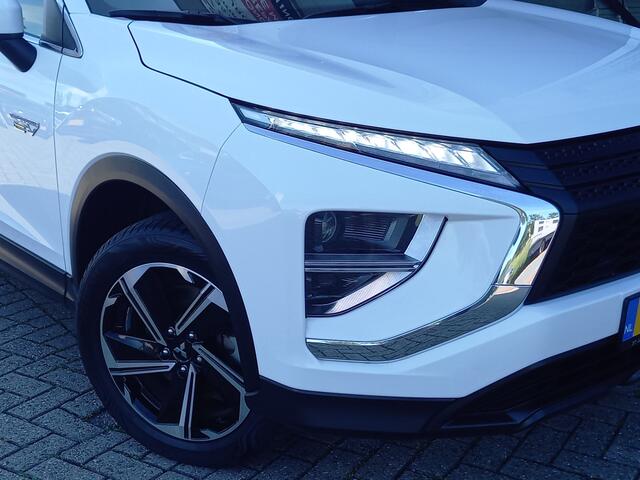Mitsubishi ECLIPSE Cross 2.4 PHEV Instyle - CAMERA - TREKHAAK - CARPLAY / ANDROID - CLIMA - CRUISE