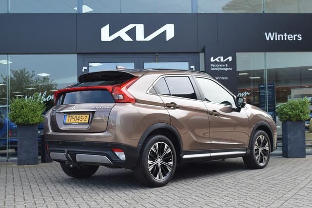 Mitsubishi ECLIPSE Cross 1.5 DI-T Instyle | Trekhaak | 360° Camera | Dodehoek Detectie | Kantel/ Schuifdak |
