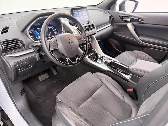 Mitsubishi ECLIPSE Cross 2.4 PHEV Automaat Instyle Trekhaak/Nav/Camera/Ecc