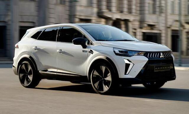 Mitsubishi GRANDIS 1.8 HEV Intense + Nieuw te bestellen , foto's kunnen afwijken , verwacht 2026