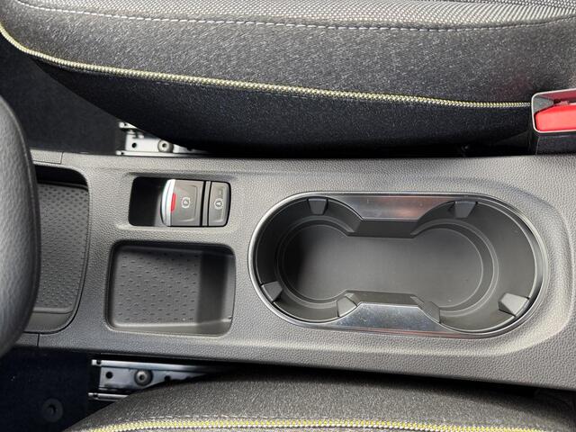 Mitsubishi GRANDIS 1.8 HEV Intense+ | 3.000,- korting | 8 Jaar Garantie | Snel leverbaar |