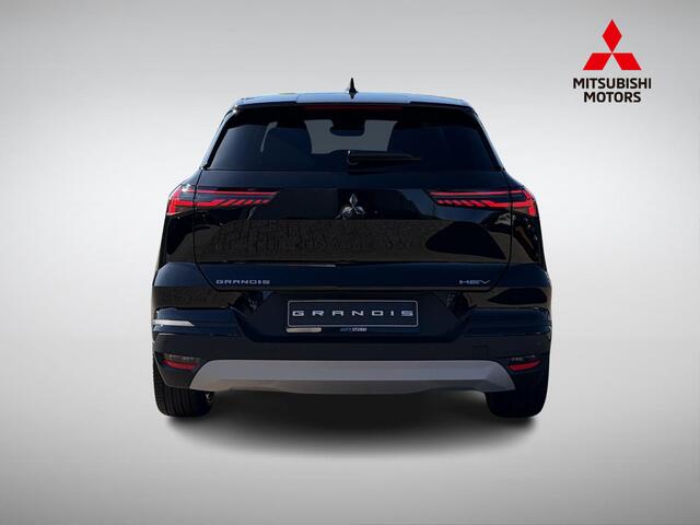 Mitsubishi GRANDIS 1.8 HEV First Edition