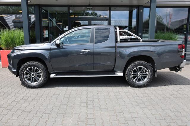 Mitsubishi L200 2.2 DI-D CLUB CAB INTENSE 4WD VAN