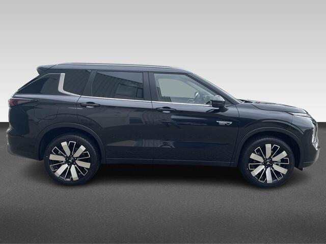 Mitsubishi OUTLANDER 2.4 PHEV First Edition