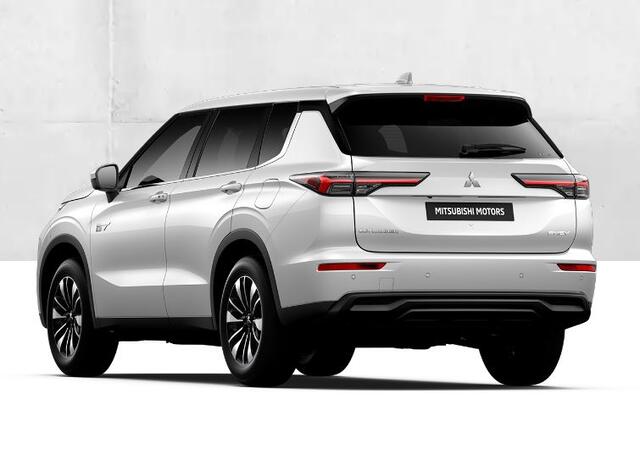 Mitsubishi OUTLANDER 2.4 PHEV Intense | VAN ¤ 54.630,00 VOOR 51.630,00 | UIT VOORRAAD LEVERBAAR