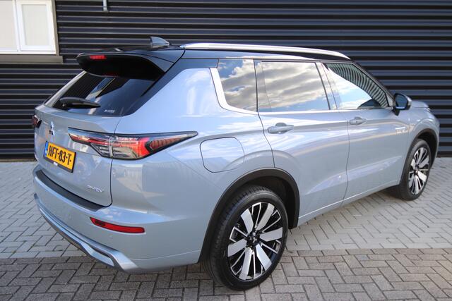 Mitsubishi OUTLANDER 2.4 PHEV Instyle+ Jong gebuikt! Duurste uitvoering