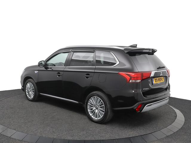 Mitsubishi OUTLANDER 2.4 PHEV Instyle | Stoelverwarming | Dealer onderhouden | 360 camera | Schuif kanteldak