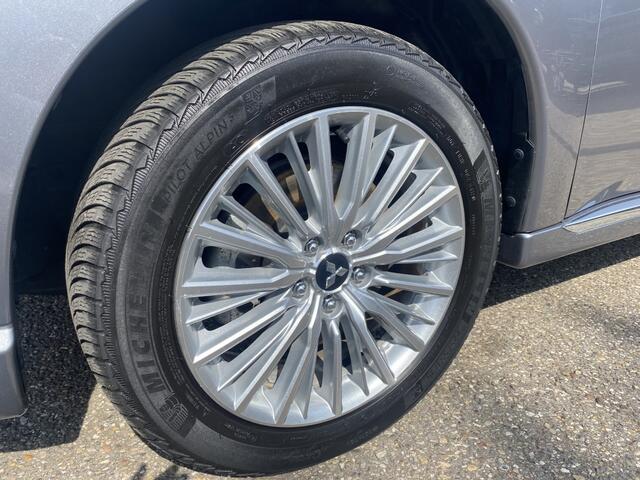 Mitsubishi OUTLANDER 2.4 PHEV Instyle