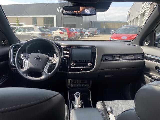Mitsubishi OUTLANDER 2.4 PHEV Instyle