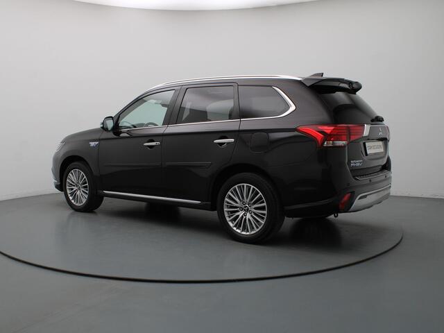 Mitsubishi OUTLANDER 240pk PHEV Instyle Automaat 360° Camera | Adapt. Cruise | Parkeersens. v+a | Stoel-/stuurverw. | Panoramadak