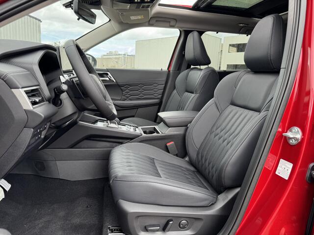 Mitsubishi OUTLANDER 2.4 PHEV Instyle