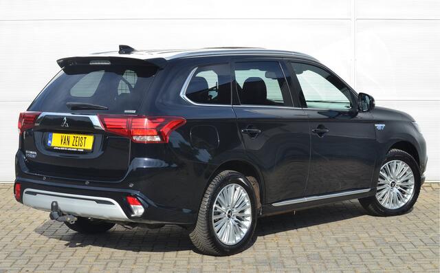 Mitsubishi OUTLANDER PHEV 2.4 INSTYLE 4WD | PLUG IN HYBRID | FULL OPTIONS | SCHUIFDAK | ADAPTIEF CRUISE | TREKHAAK 1500KG | FABRIEKSGARANTIE TOT 28-07-2029* | ALL IN RIJKLAARPRIJS