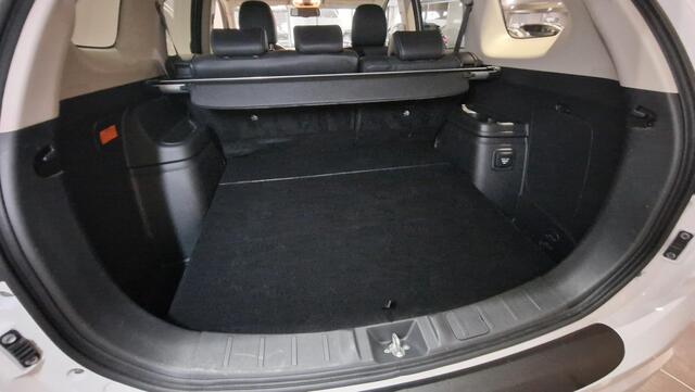 Mitsubishi OUTLANDER 2.4 PHEV Intense+