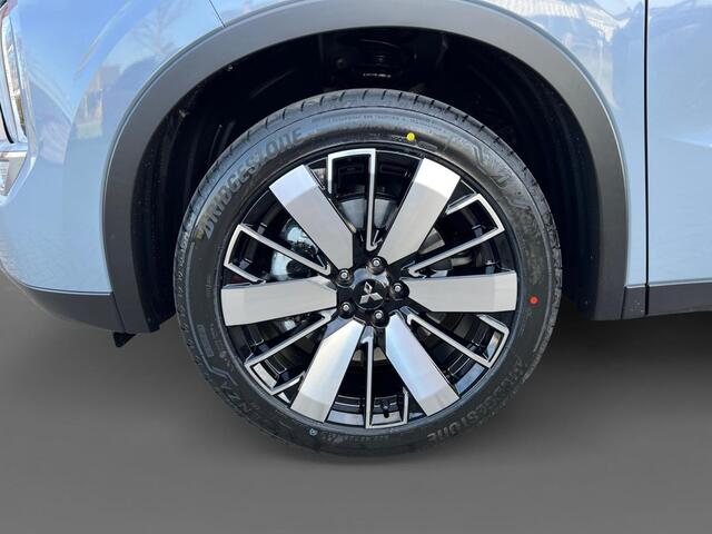 Mitsubishi OUTLANDER 2.4 PHEV First Edition | 2.000 EURO KORTING | SNEL LEVERBAAR | 8 JAAR GARANTIE |