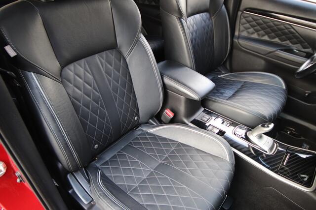 Mitsubishi OUTLANDER 2.4 PHEV Instyle Leder, e. achterklep, Trekhaak, 360 Camera