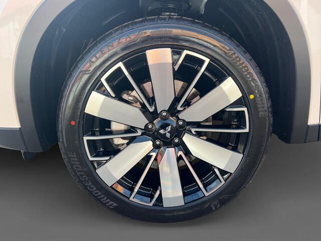 Mitsubishi OUTLANDER 2.4 PHEV First Edition |¤2.000,- VOORRAADKORTING| OP=OP| 8 Jaar garantie|