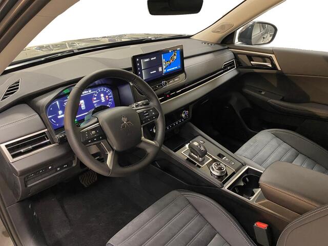 Mitsubishi OUTLANDER 2.4 PHEV | FIRST EDITION | DIRECT LEVERBAAR | PRIJS INCL ¤2000,- INTRODUCTIE KORTING |