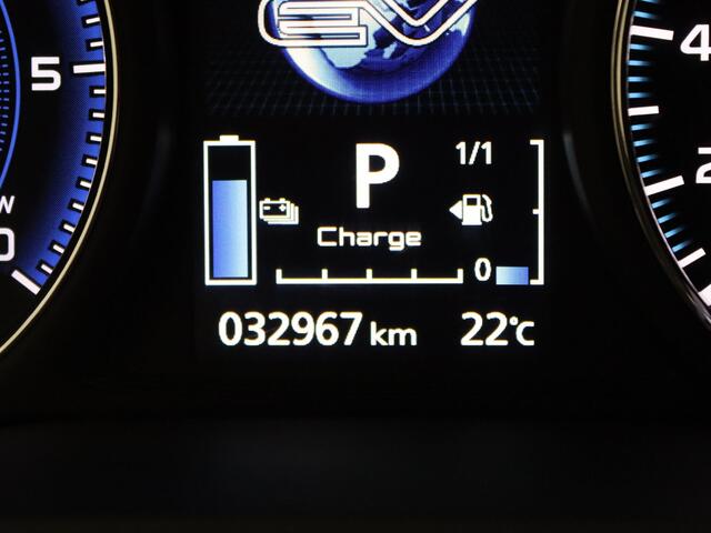Mitsubishi OUTLANDER 240pk PHEV Intense+ Automaat Camera | Cruise | Carplay | Stoelverw.