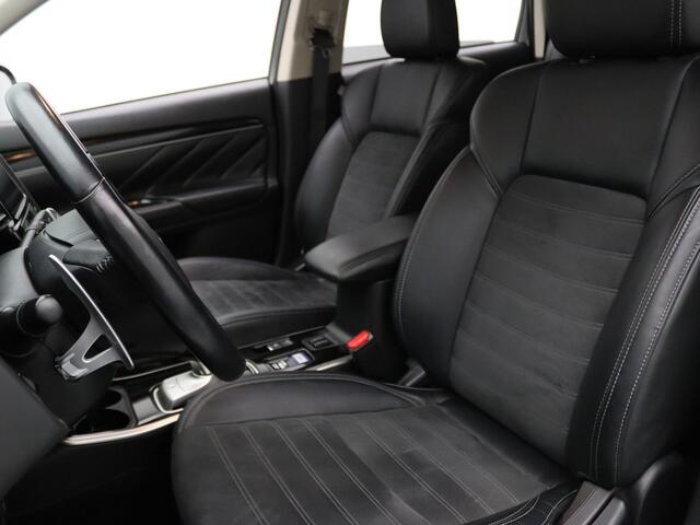 Mitsubishi OUTLANDER 240pk PHEV Intense+ Automaat Camera | Cruise | Carplay | Stoelverw.