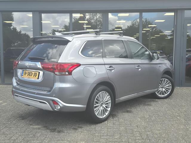 Mitsubishi OUTLANDER 2.4 PHEV Intense+