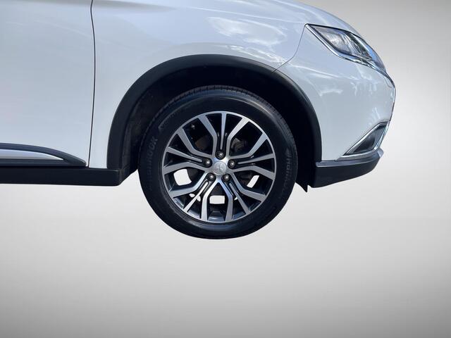 Mitsubishi OUTLANDER 2.0 Instyle+ 4WD