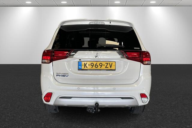 Mitsubishi OUTLANDER 2.4 PHEV Intense+ Trekhaak