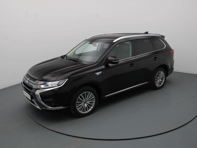 Mitsubishi OUTLANDER 240pk PHEV Intense Automaat Camera | Climate | Cruise | Navi | Stoelverw.